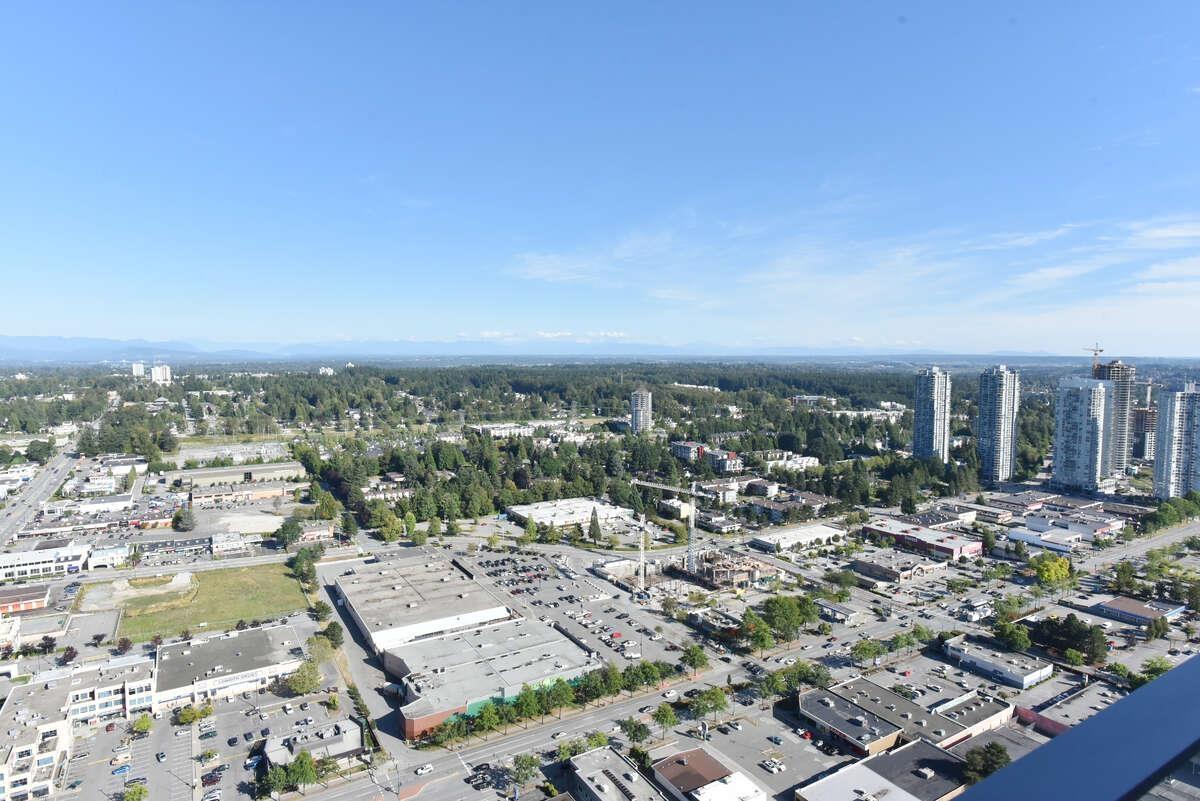 4304 13495 CENTRAL AVENUE, Surrey real estate listing R2997200