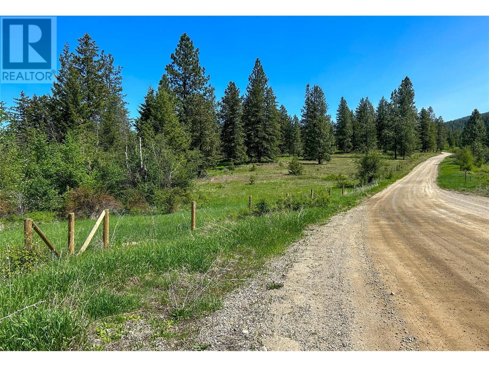 5893 Cosens Bay Road, Coldstream