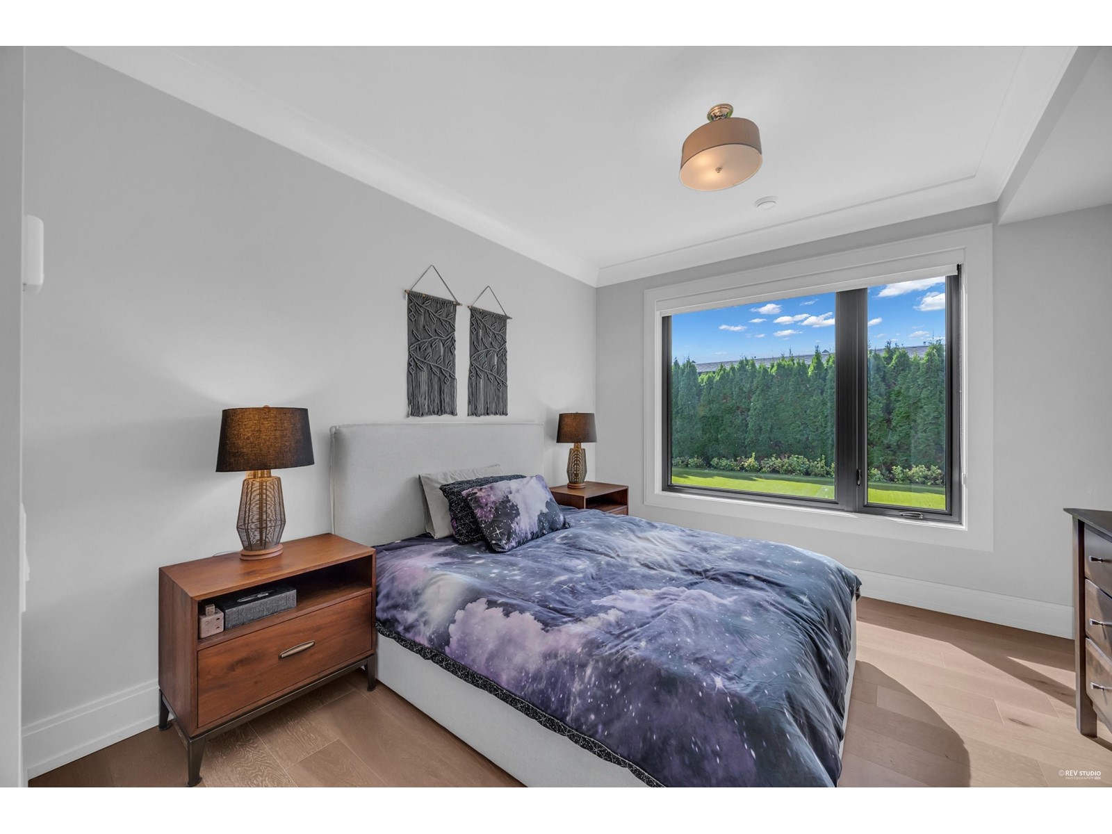 Photo 27 of 14442 Magdalen Avenue, White Rock BC
