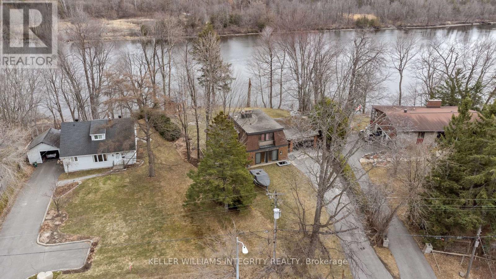 Photo 25 of 2061 Prince Of Wales Drive S, Ottawa ON