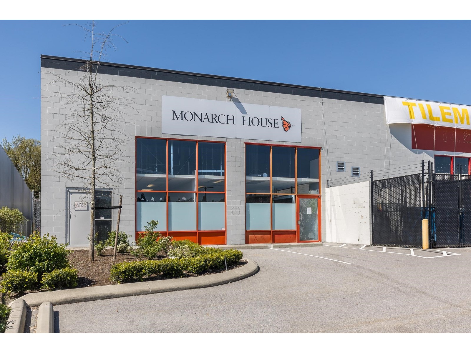 Photo 3 of 4 34252 Marshall Road, Abbotsford BC
