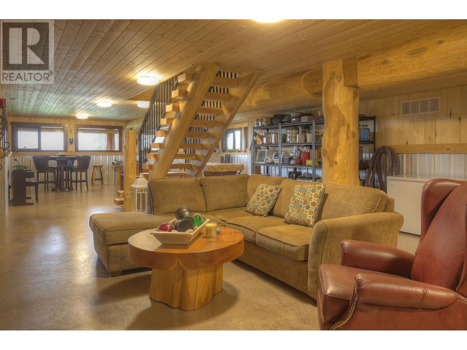 3139 HUSTON ROAD - 33