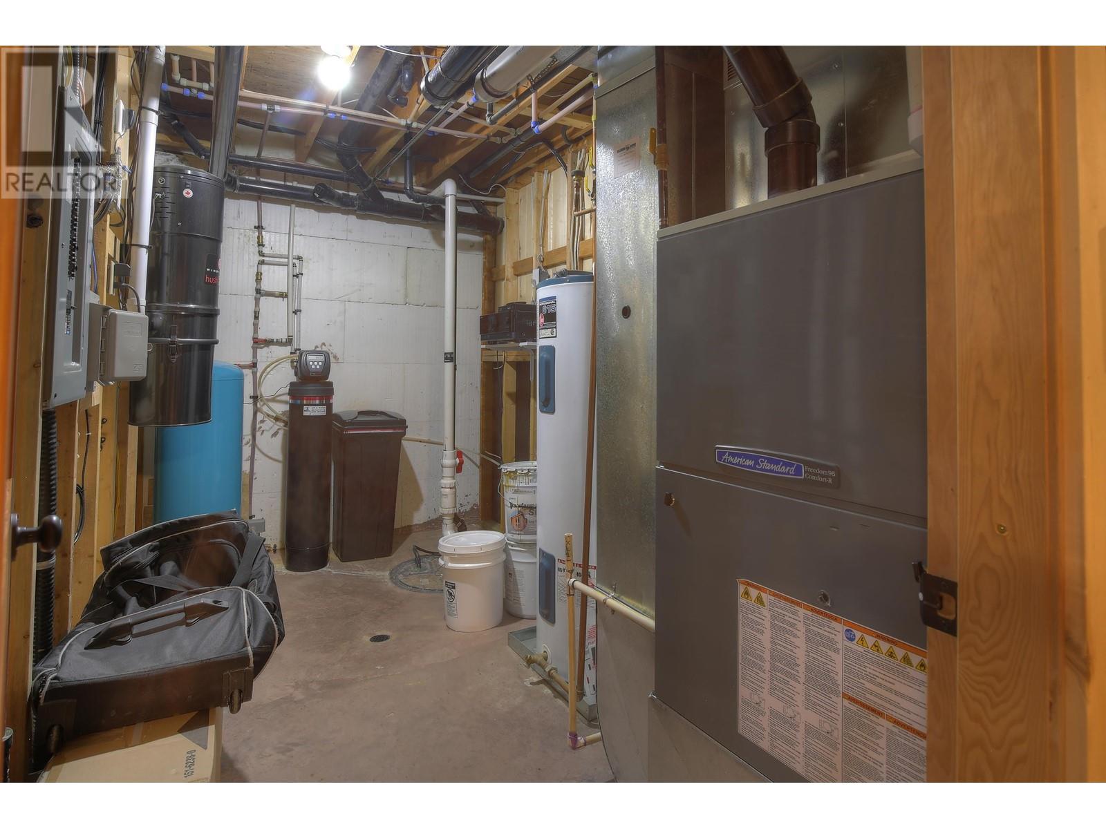 3139 HUSTON ROAD - 34