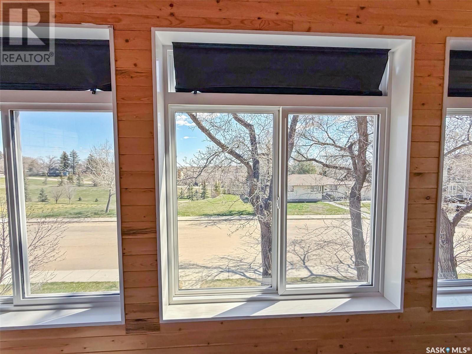 Single Family House for Sale in  th AVENUE NE Swift Current 