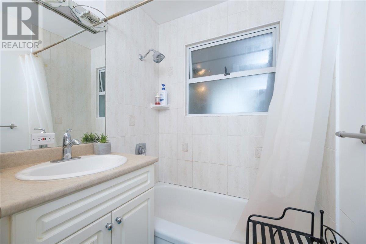 3001 PAISLEY ROAD, North Vancouver real estate listing R2971008