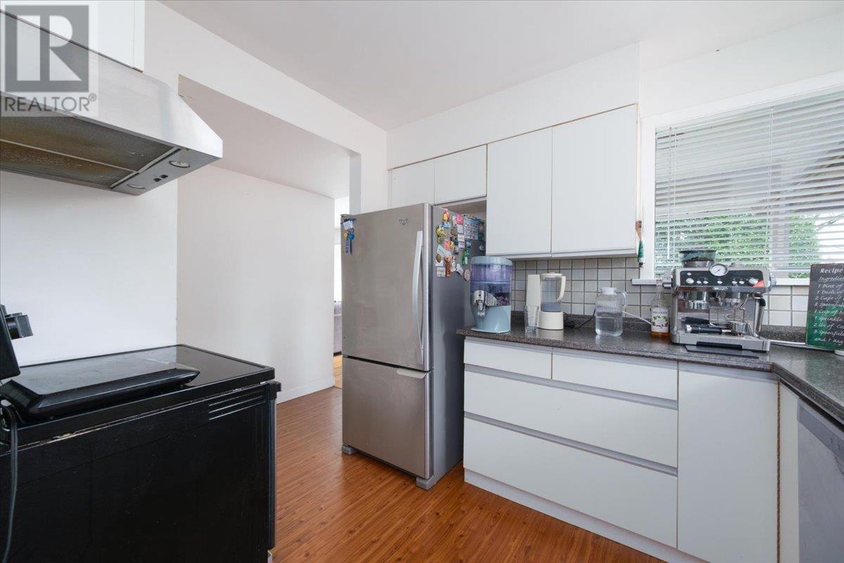 3001 PAISLEY ROAD, North Vancouver real estate listing R2971008