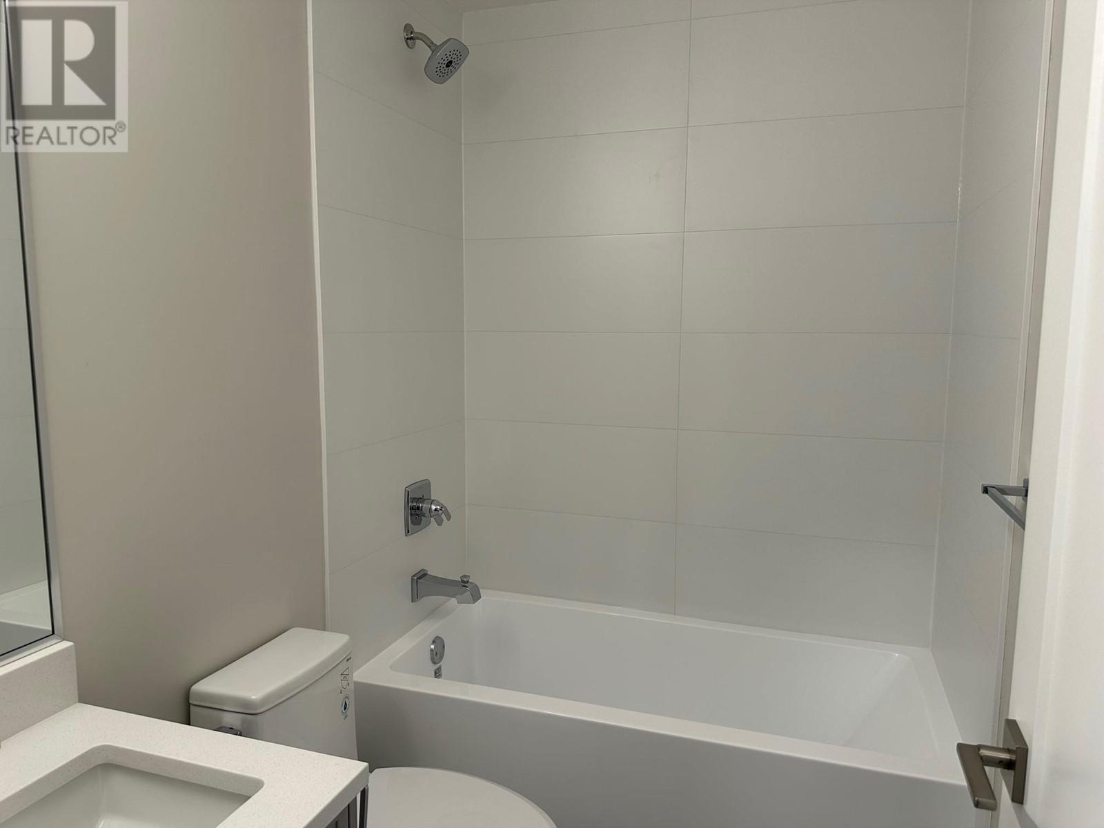 346 E 17TH STREET, North Vancouver