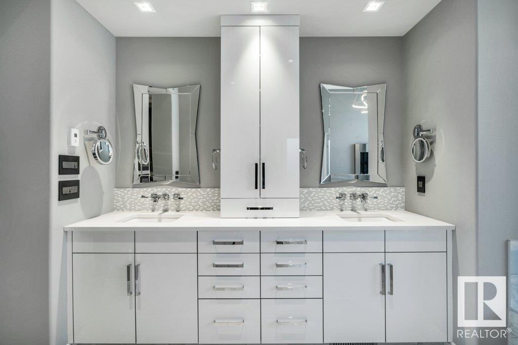 84 MISSION AV, St. Albert
