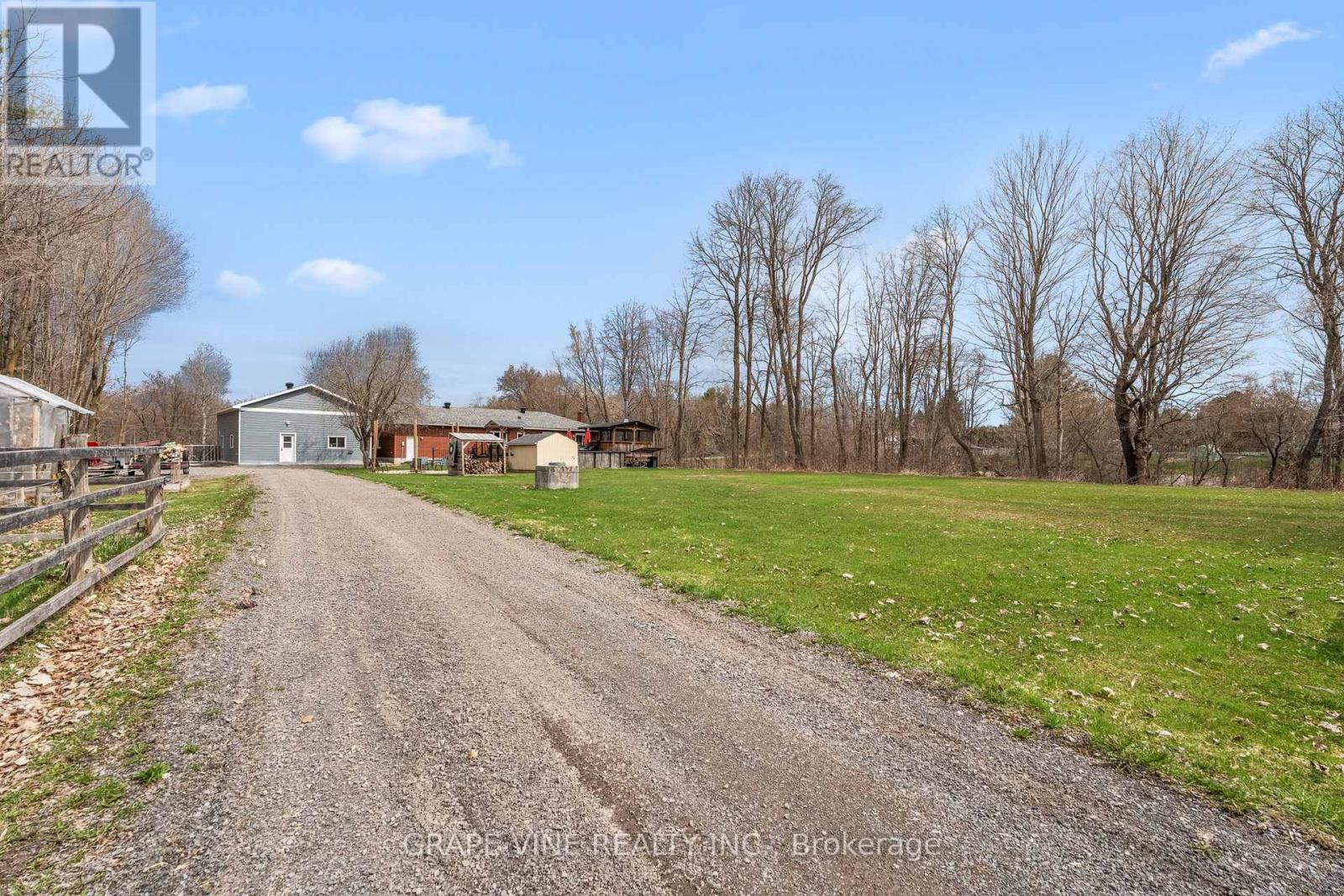 Photo 13 of 2021 Des Pins Street, The Nation ON