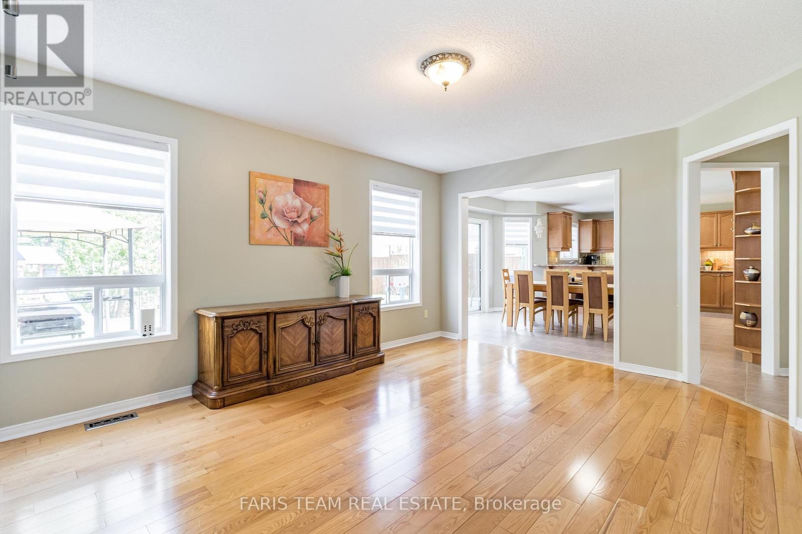 Photo 9 of 87 Truax Crescent, Essa ON