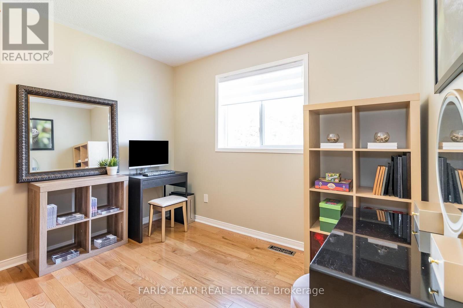 Photo 3 of 87 Truax Crescent, Essa ON