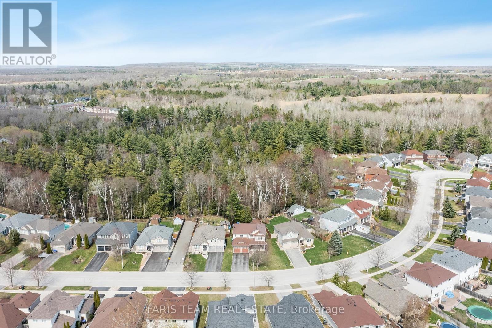 Photo 11 of 87 Truax Crescent, Essa ON