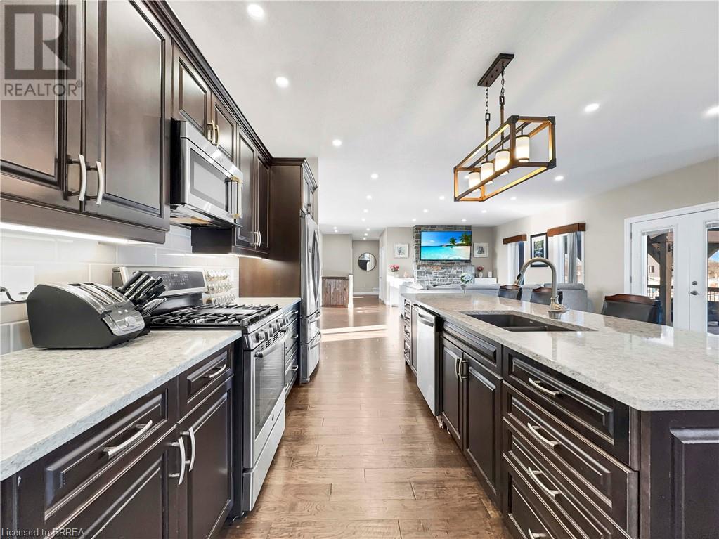 Photo 11 of 236 Burford Delhi Townline Road, Scotland ON