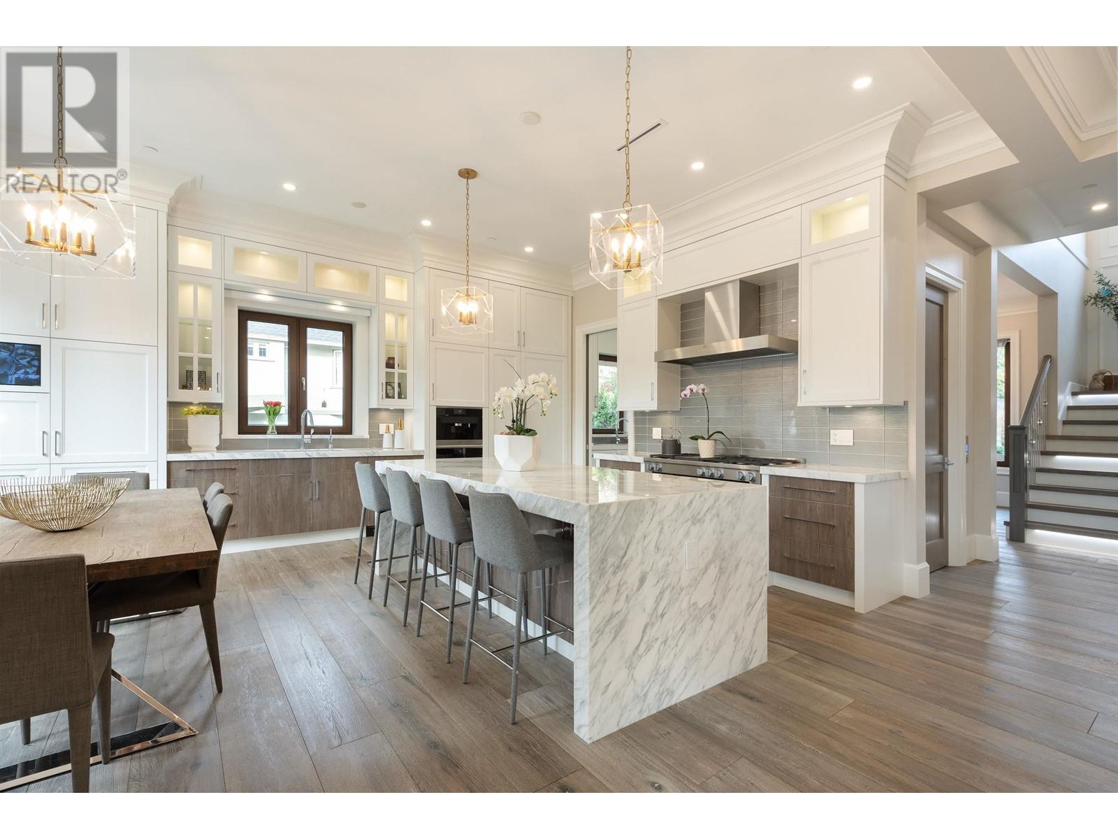 Photo 10 of 5637 Laburnum Street, Vancouver BC