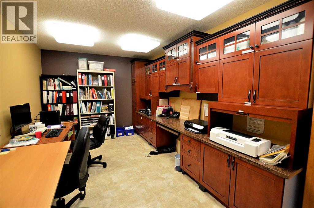 Photo 37 of 101 102 8715 109 Street, Grande Prairie AB