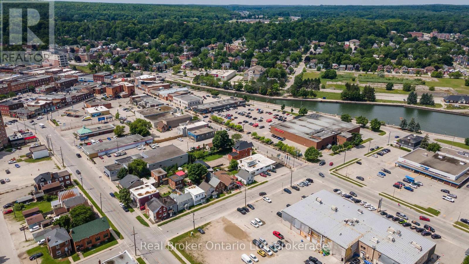 Photo 20 of 293 11 Th Street E, Owen Sound ON
