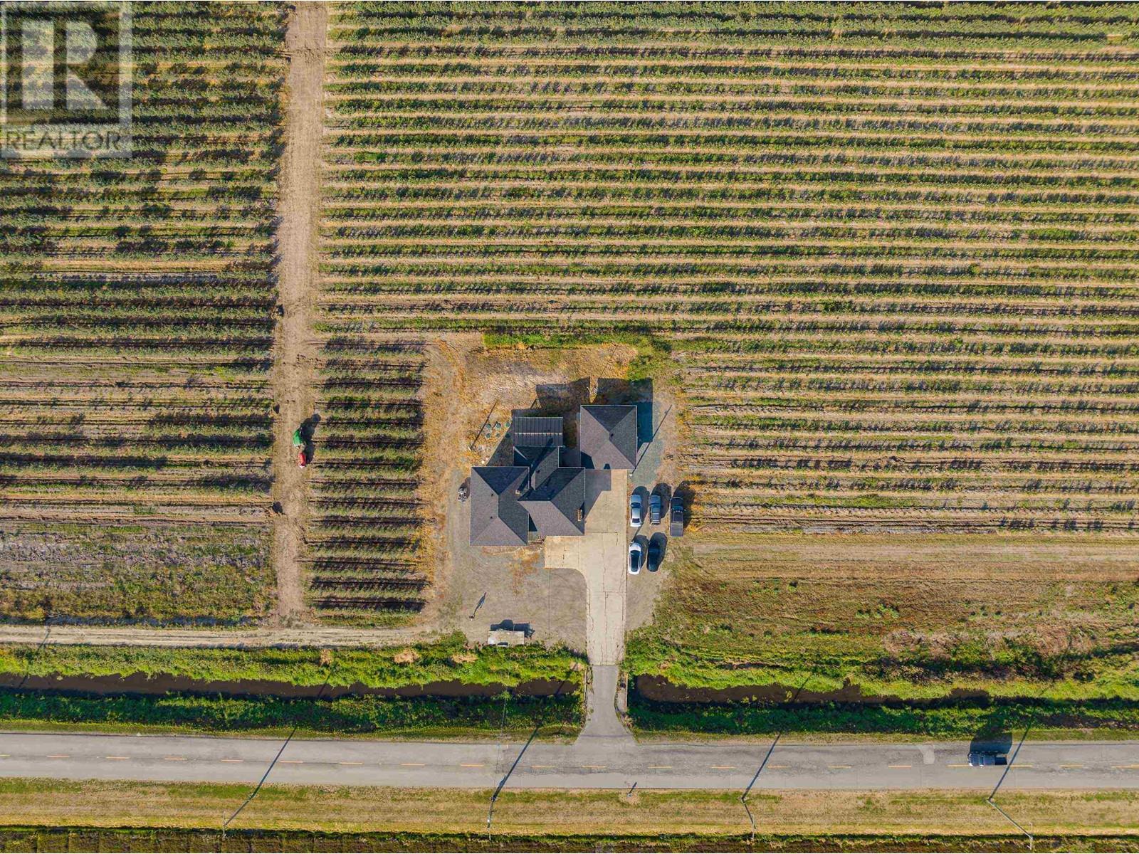 5121 112 Street, Delta