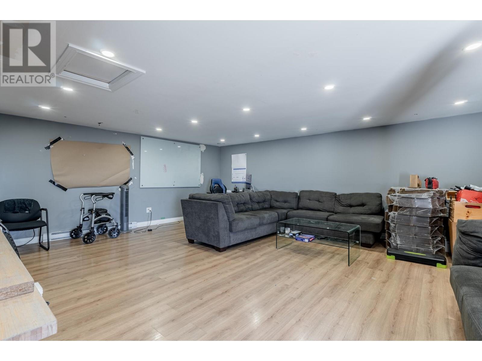 5121 112 Street, Delta