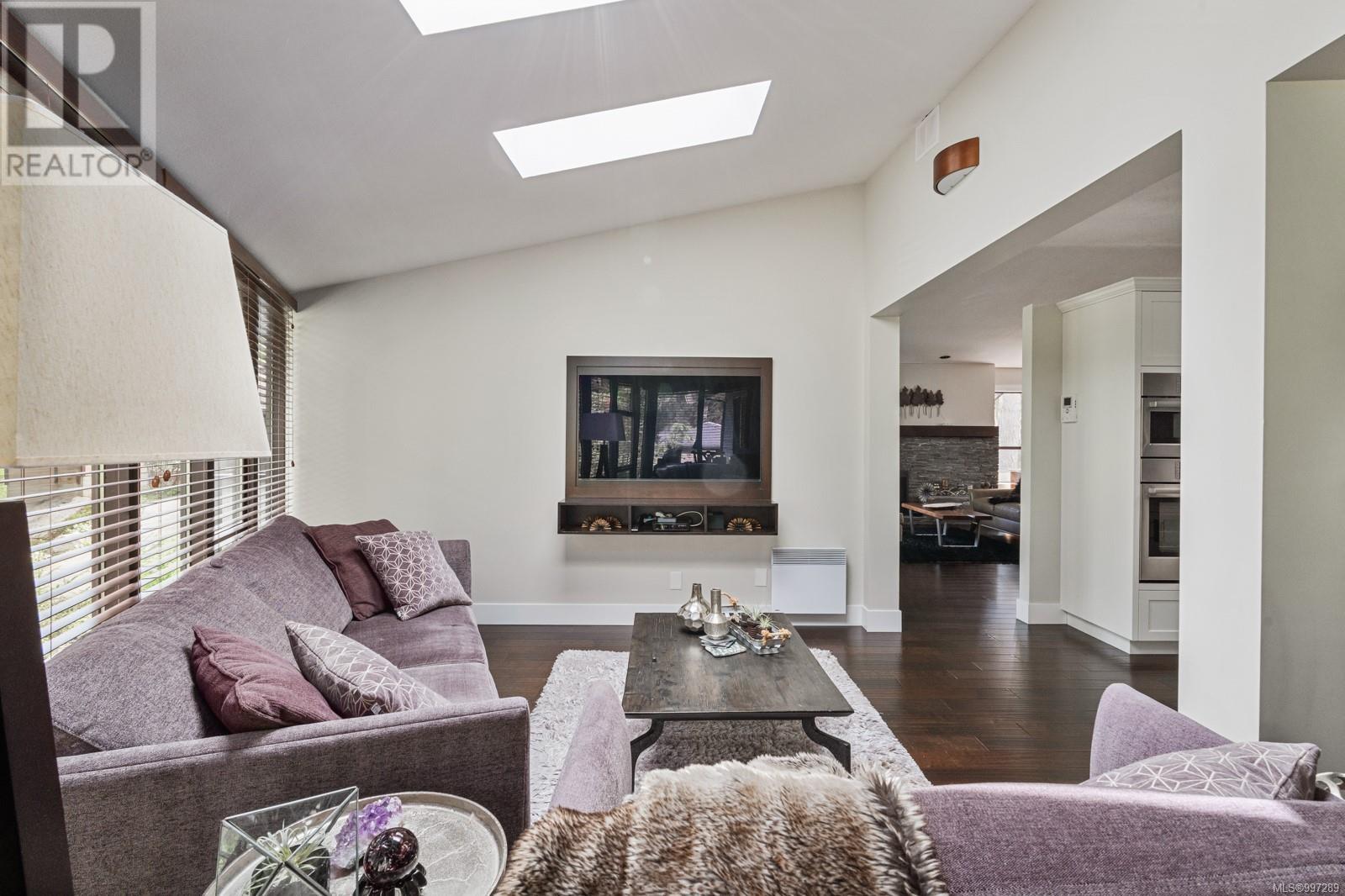  4461 Sunnywood Place West, Saanich