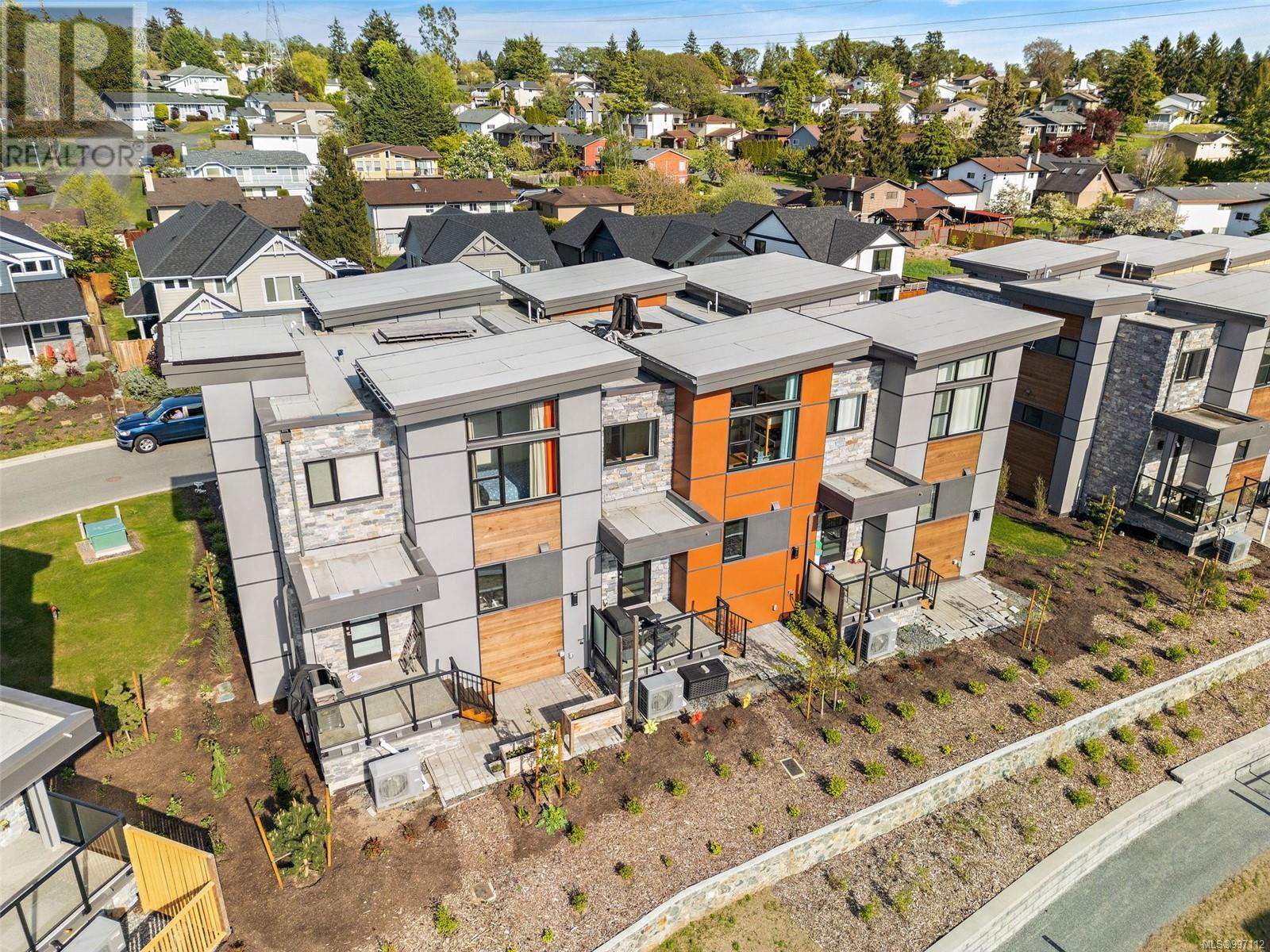 26 4253 Dieppe Road, Saanich