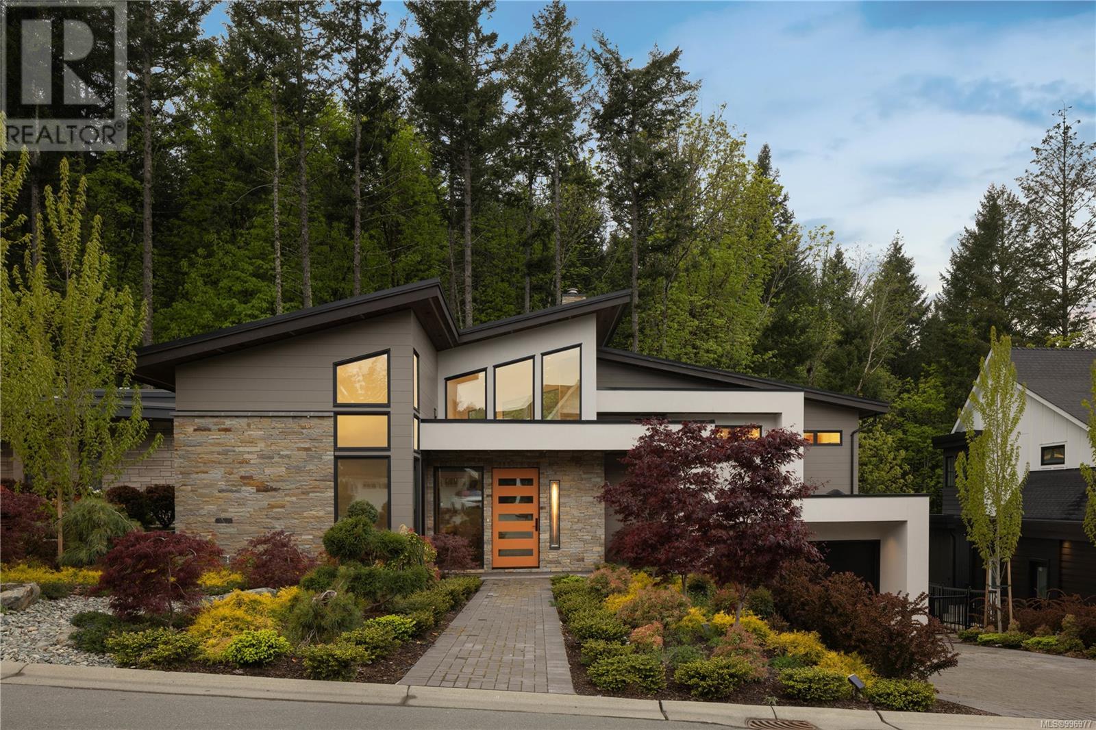 2219 Riviera Place, Langford