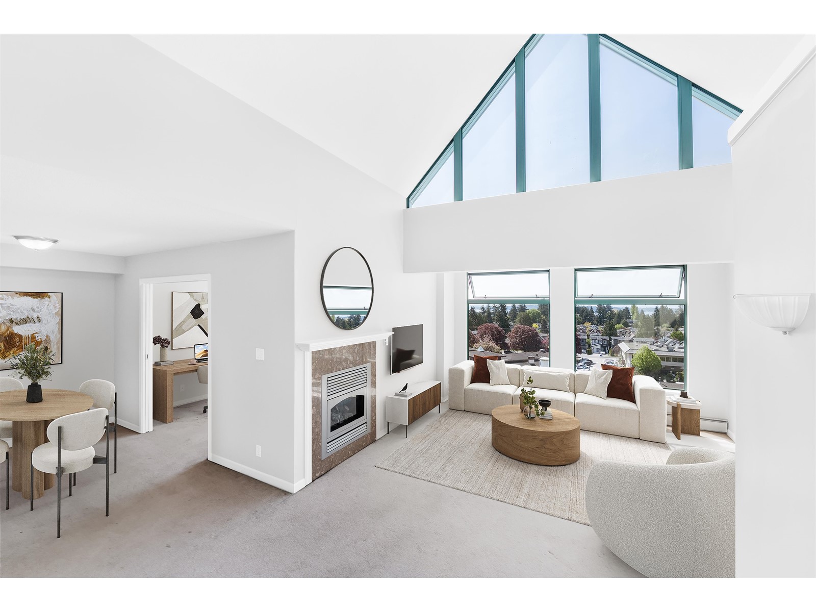 702 15466 NORTH BLUFF ROAD, White Rock real estate listing R2996599