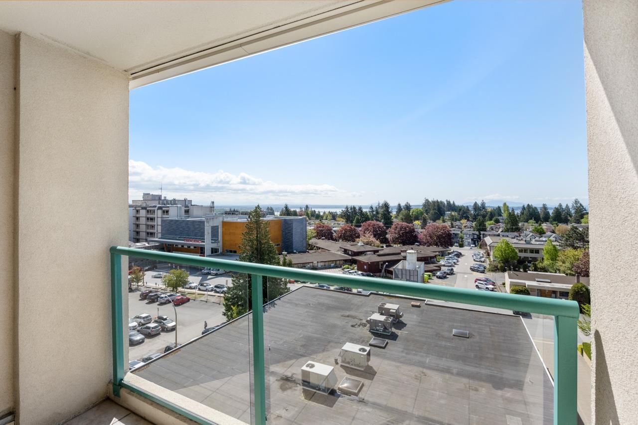 702 15466 NORTH BLUFF ROAD, White Rock real estate listing R2996599