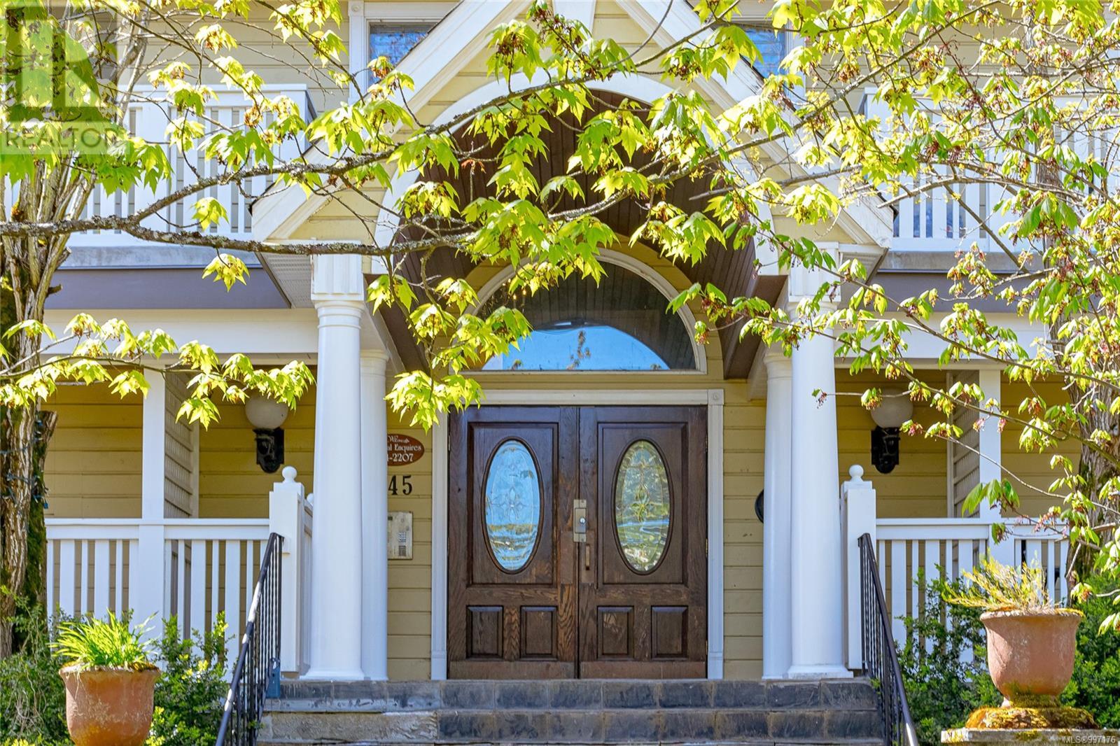 402 645 Selby St, Nanaimo