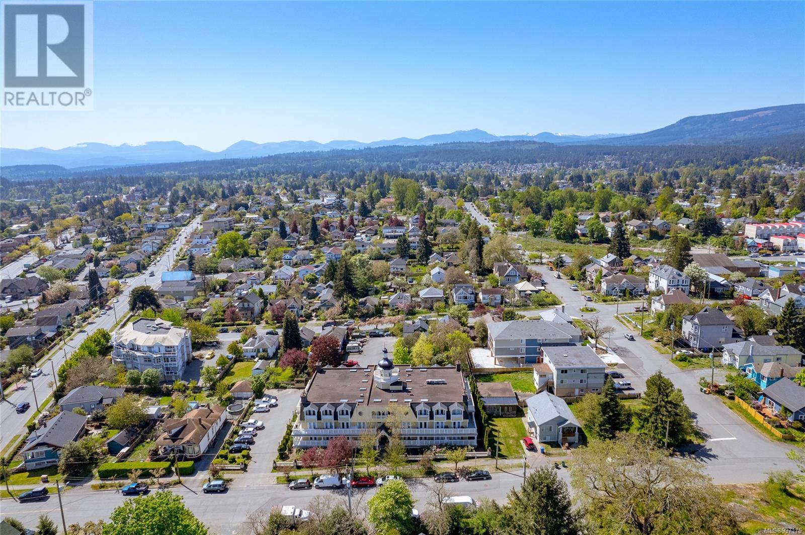 402 645 Selby St, Nanaimo