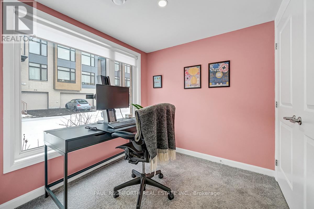 Entry/Den Area