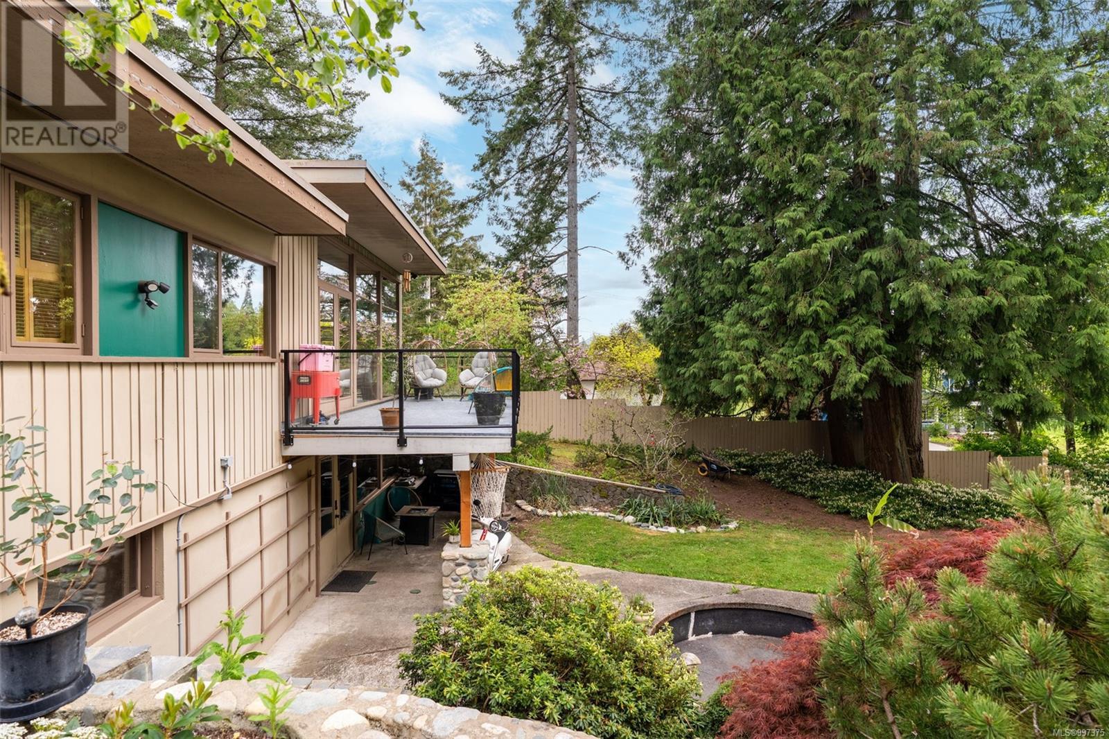 6110 Grieve Rd, Duncan