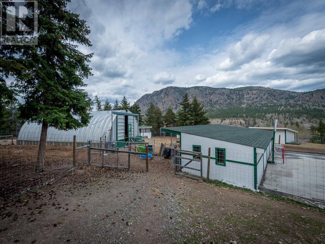 2492 TORGERSON Road, Merritt