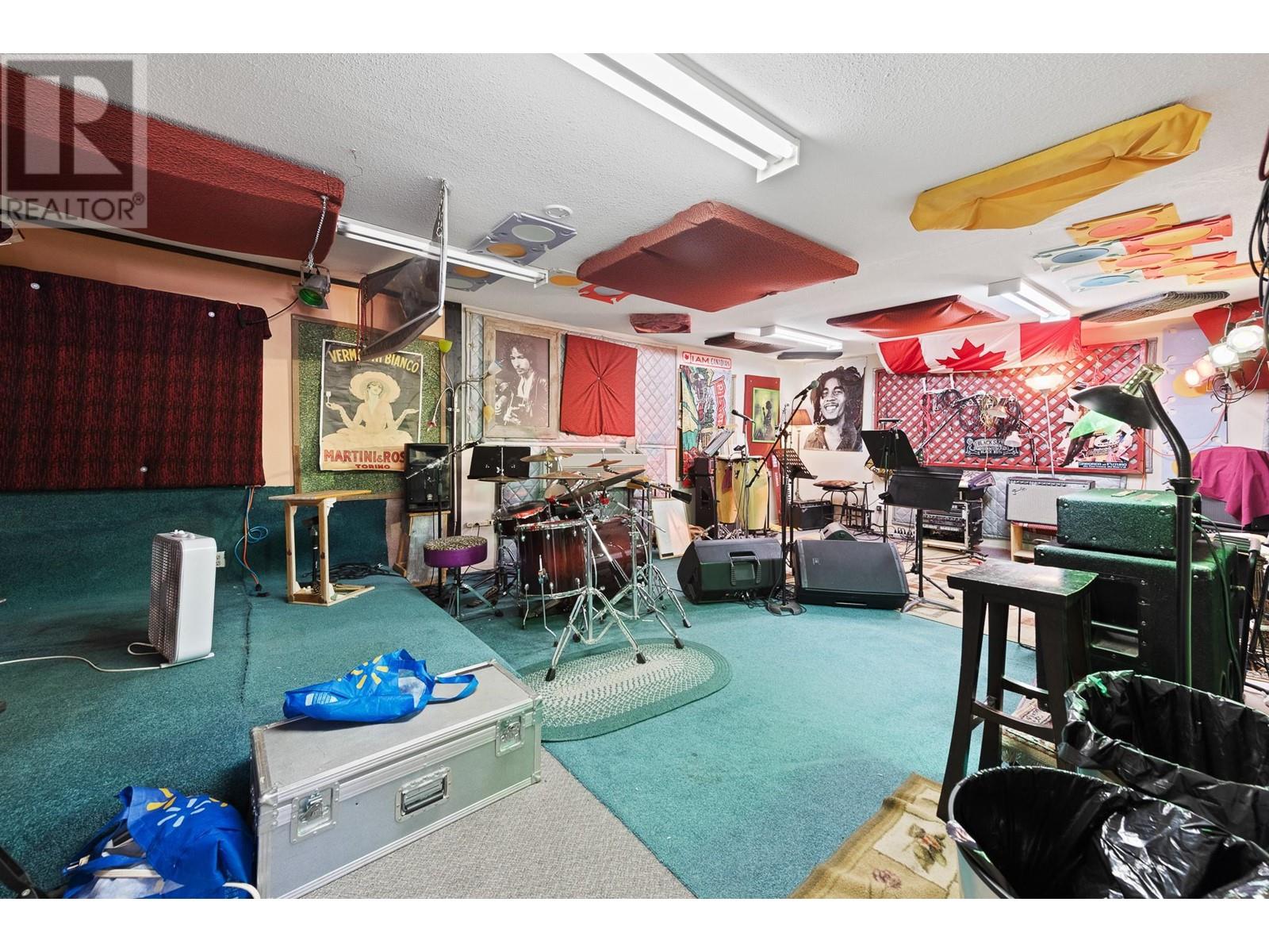  2472 Main Street, West Kelowna