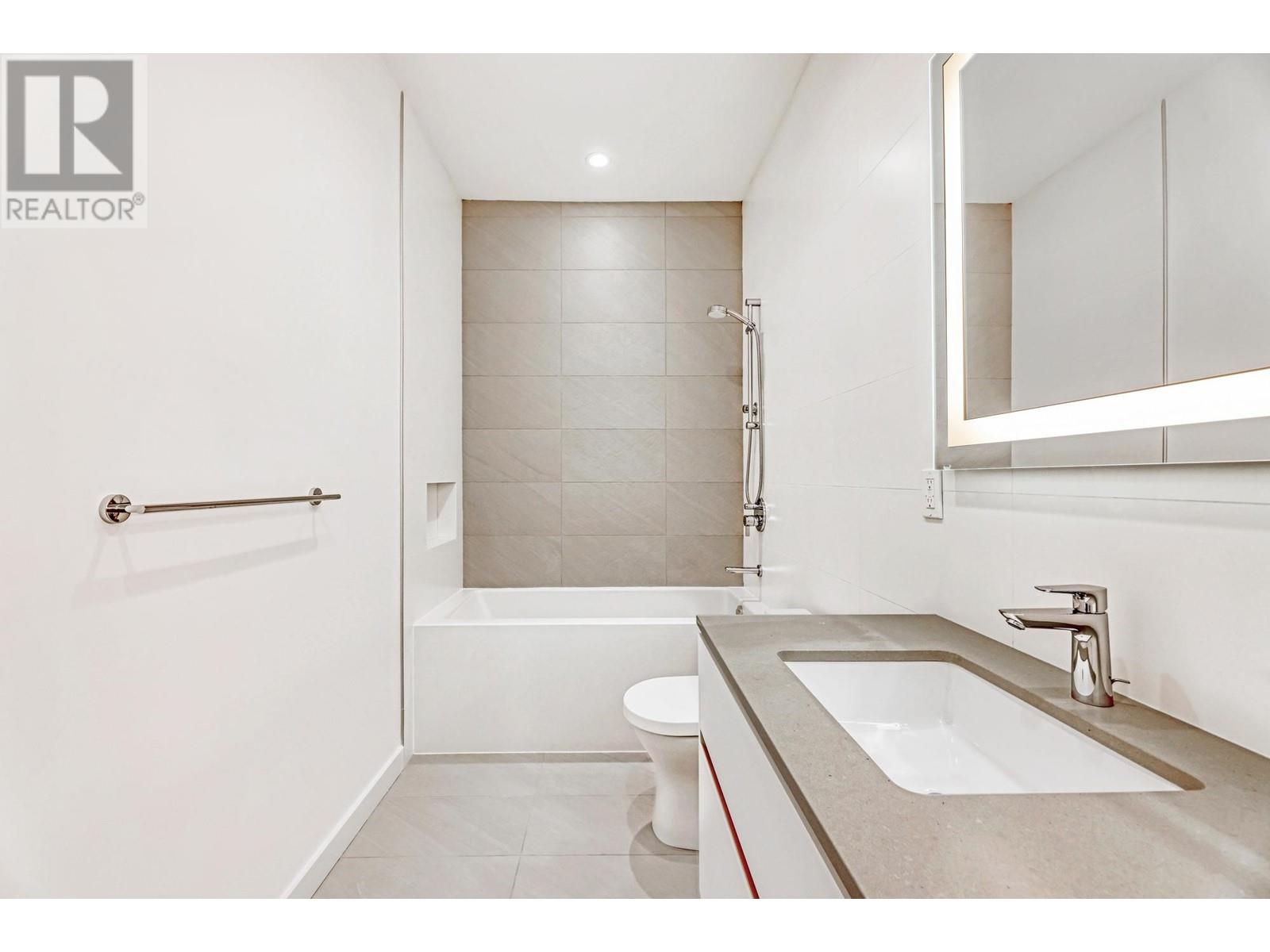 2946 SNOWBERRY PLACE, Squamish