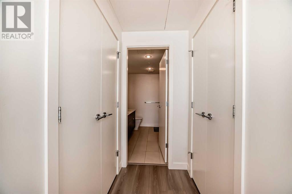 Single Family House for Sale in   Waterfront Court SW Chinatown Calgary 