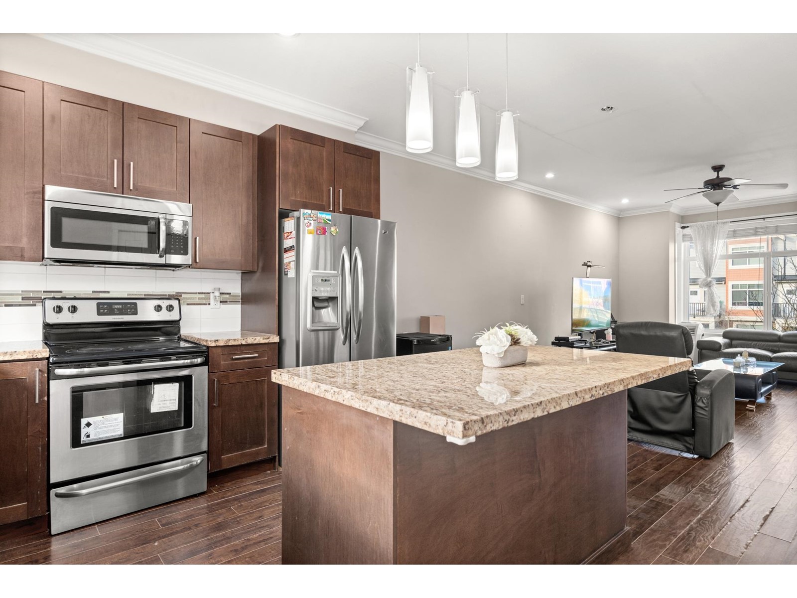 12 12092 70 AVENUE, Surrey real estate listing R2997161