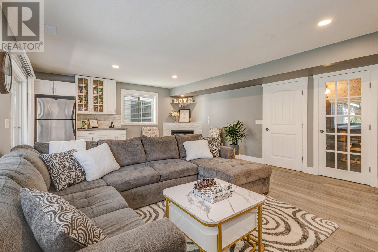  2894 Auburn Road, West Kelowna