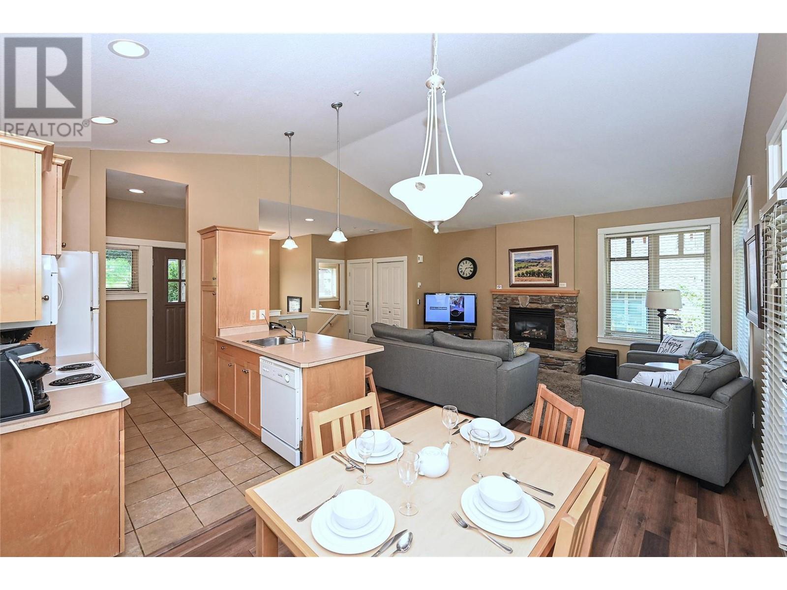 43 251 Predator Ridge Drive, Vernon