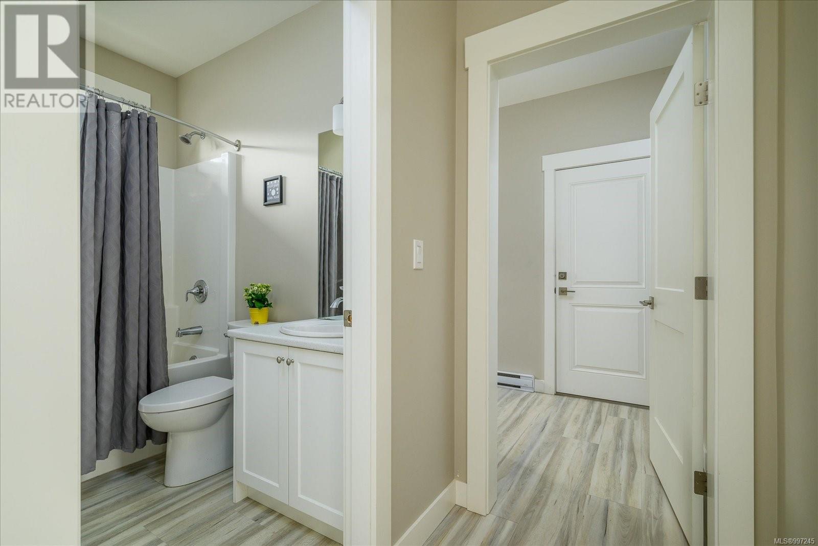 104 Lee Ave, Parksville real estate listing 997245