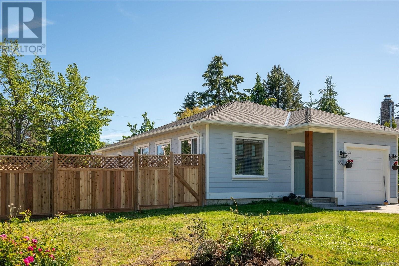 104 Lee Ave, Parksville real estate listing 997245