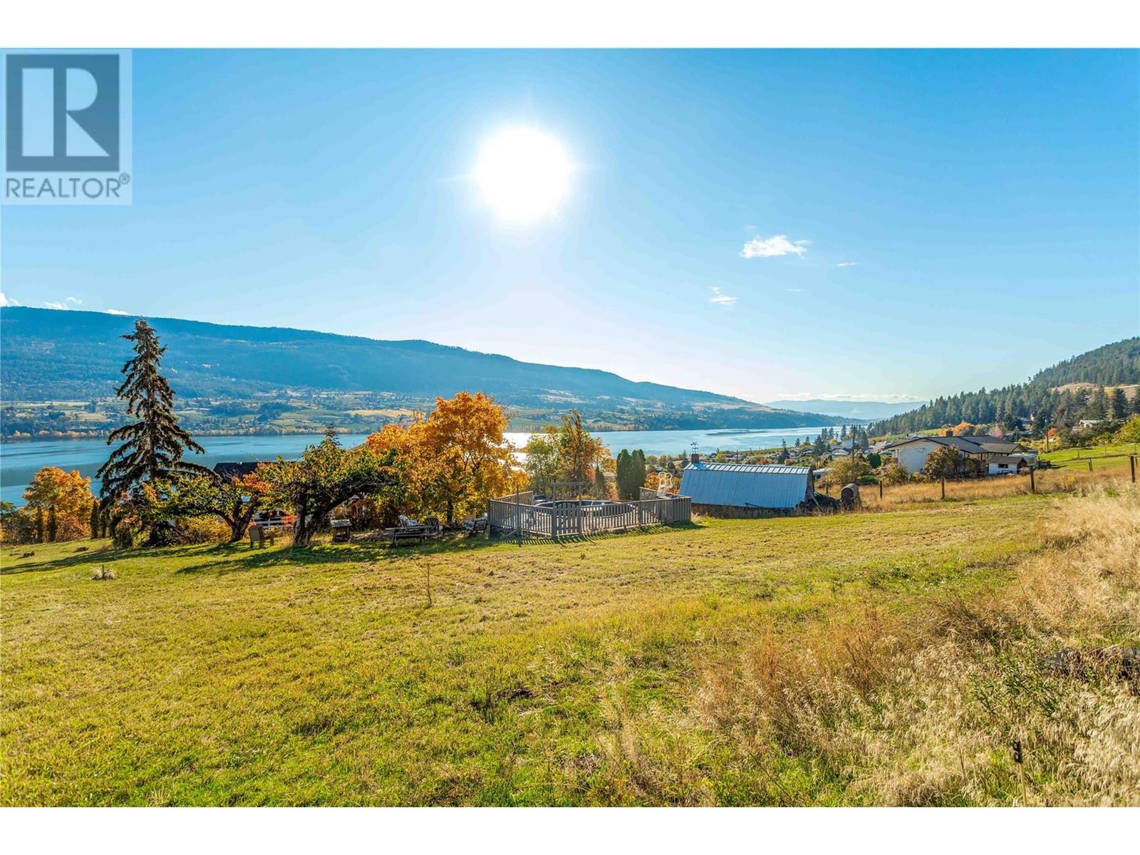 15370 Old Mission Road, Lake Country