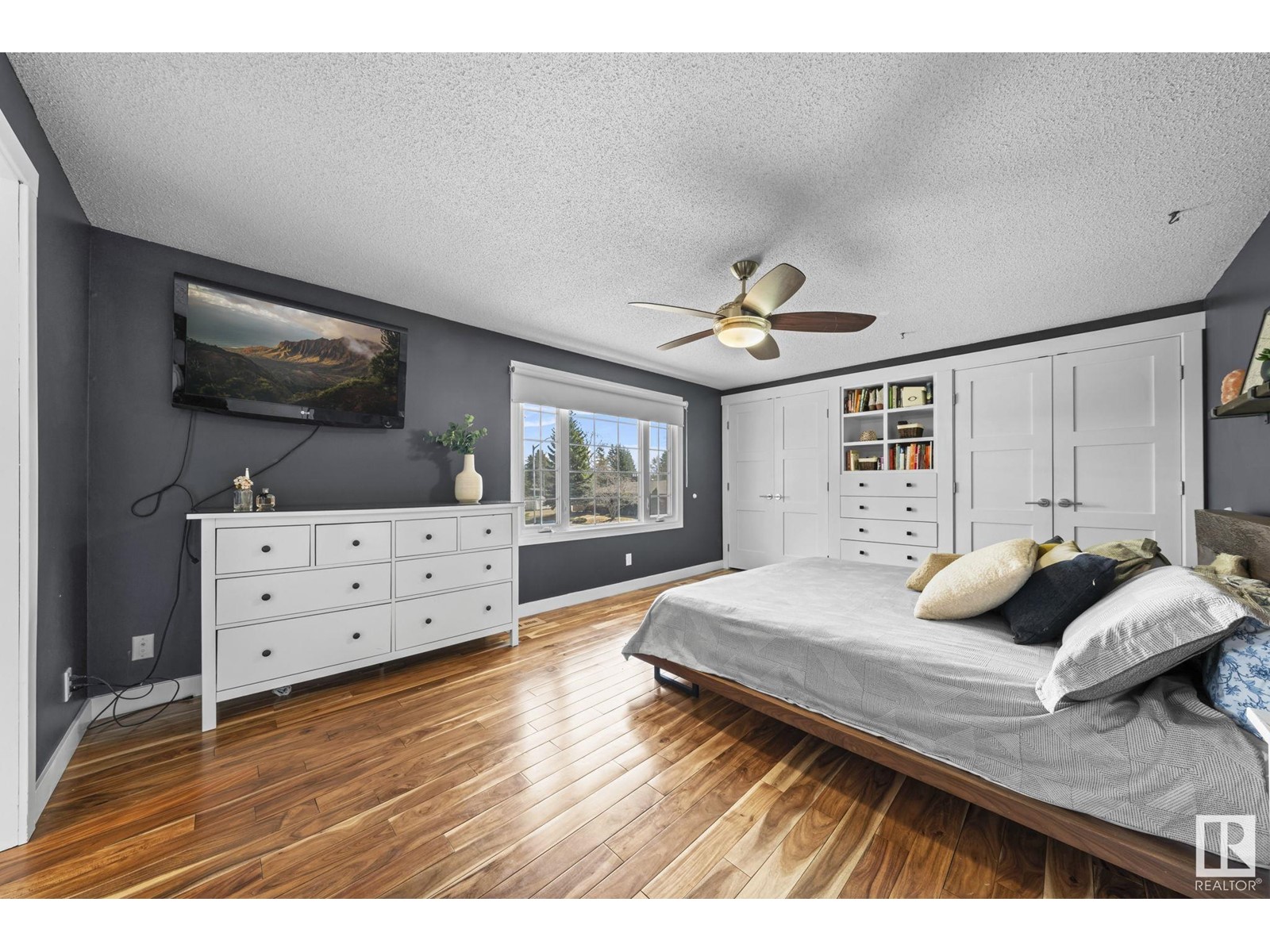 9015 140 ST NW, Edmonton