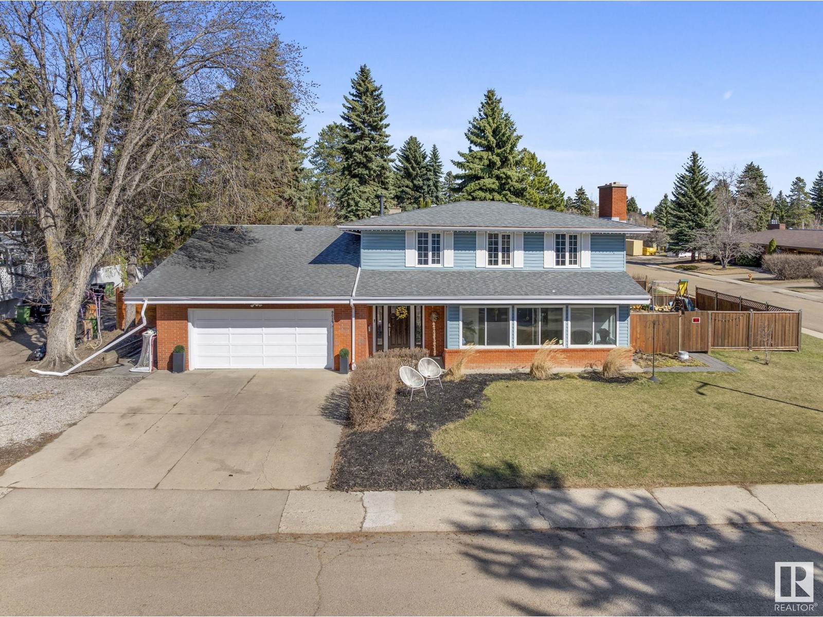9015 140 ST NW, Edmonton