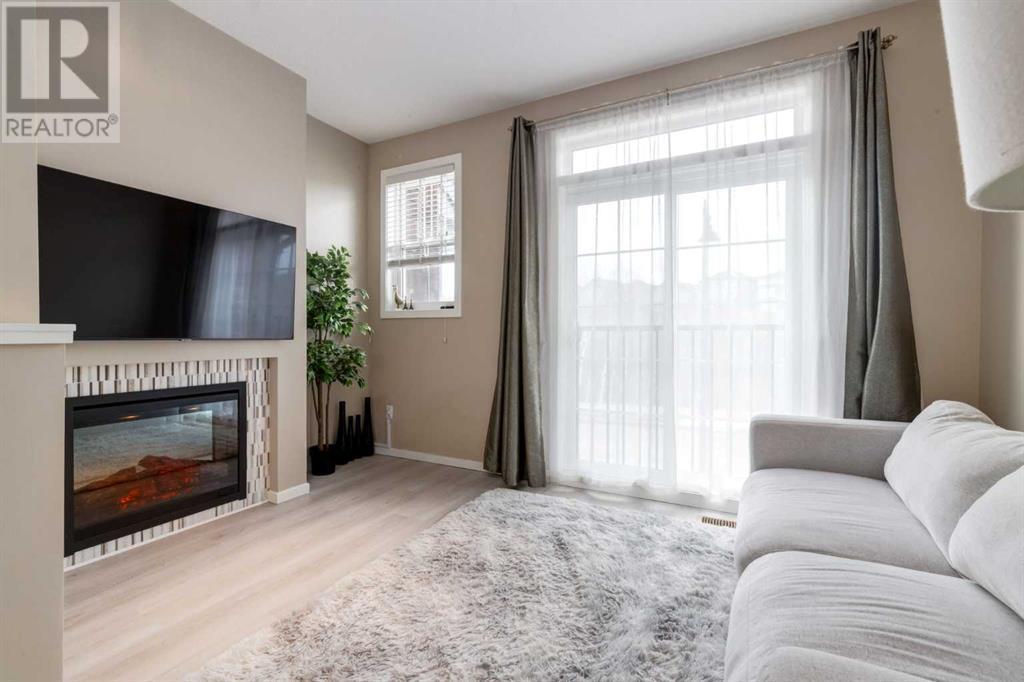 Single Family House for Sale in  Ascot Circle SW Aspen Woods Calgary 