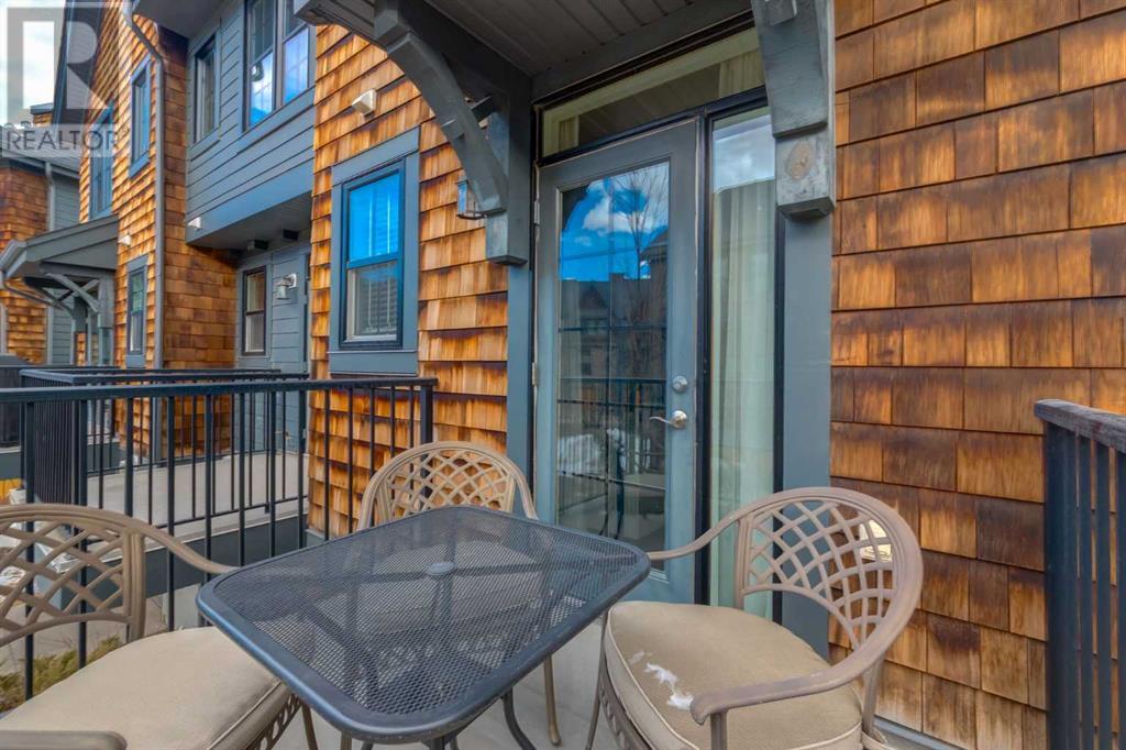 Single Family House for Sale in  Ascot Circle SW Aspen Woods Calgary 