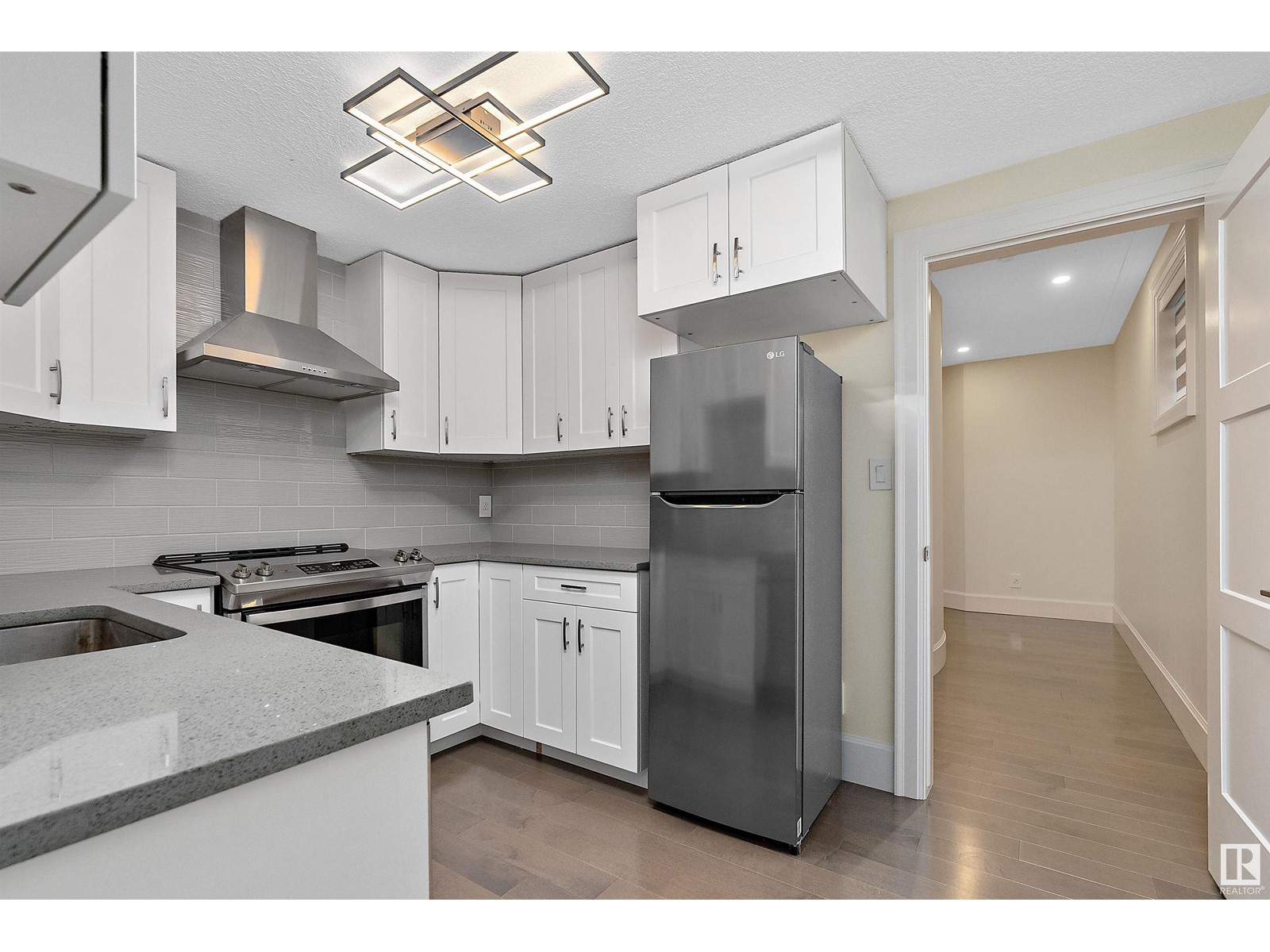7706 JASPER AV NW, Edmonton