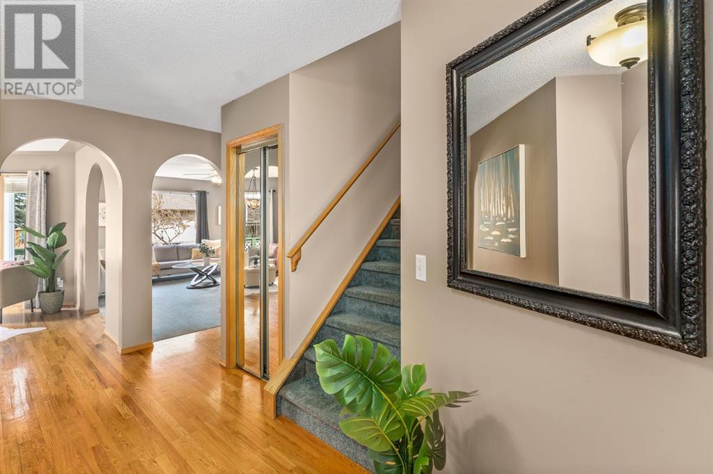 10 Bow Place, Cochrane, Alberta