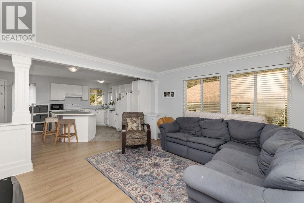 4385 MARBLE ROAD, Sechelt
