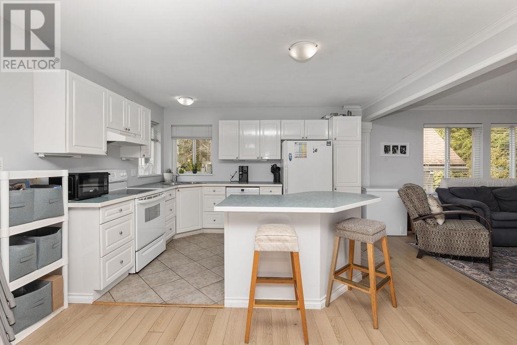4385 MARBLE ROAD, Sechelt