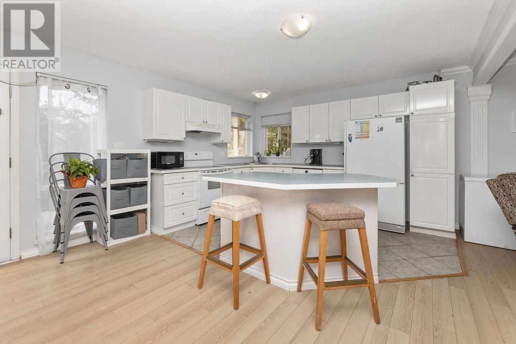 4385 MARBLE ROAD, Sechelt